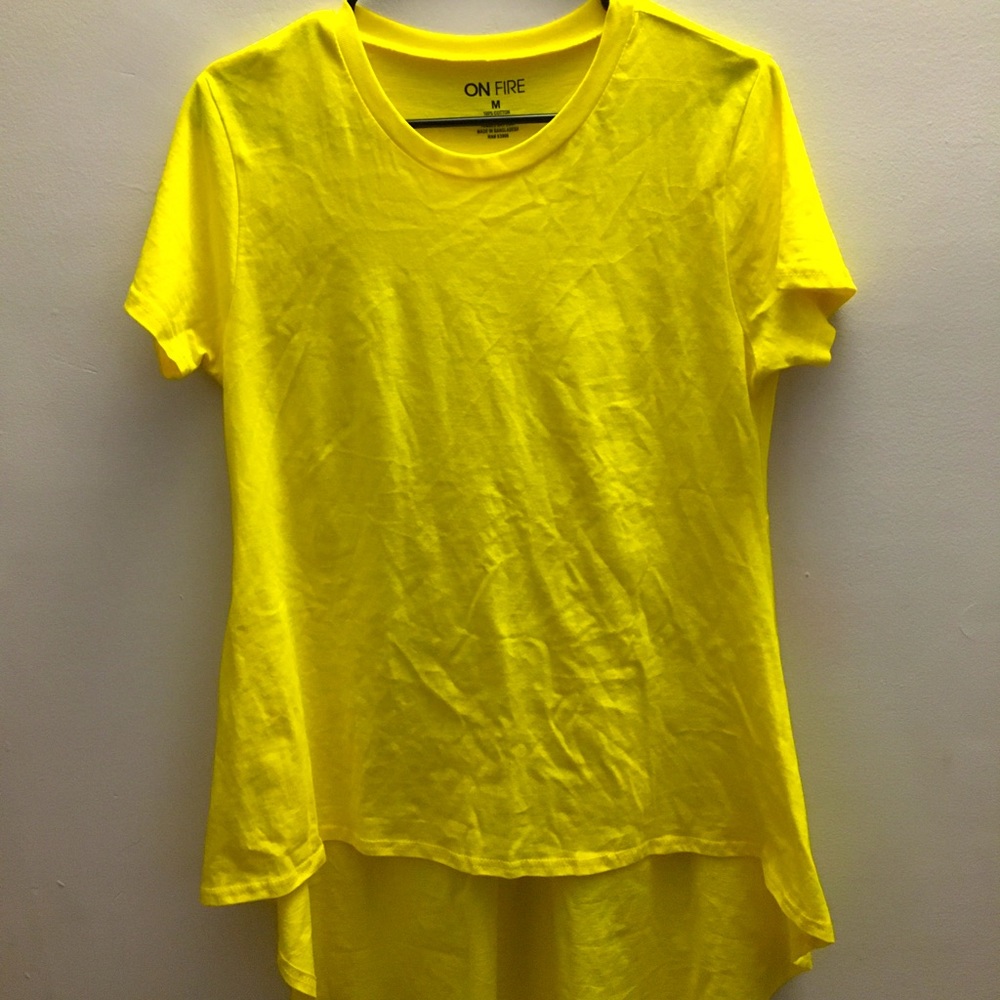 Women’s medium yellow shirt